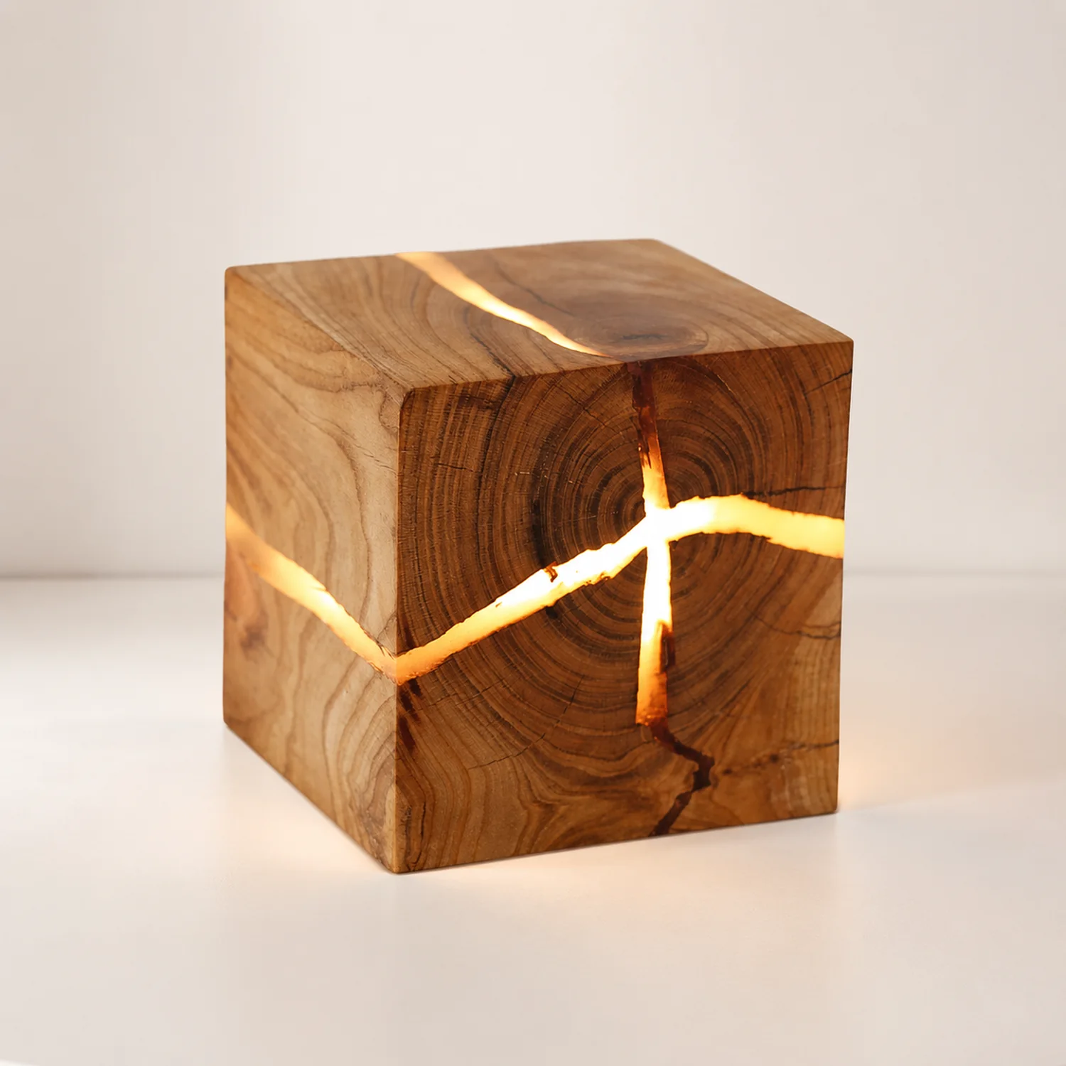 Solid Wood Art Crackle Table Lamp - Lumpaz