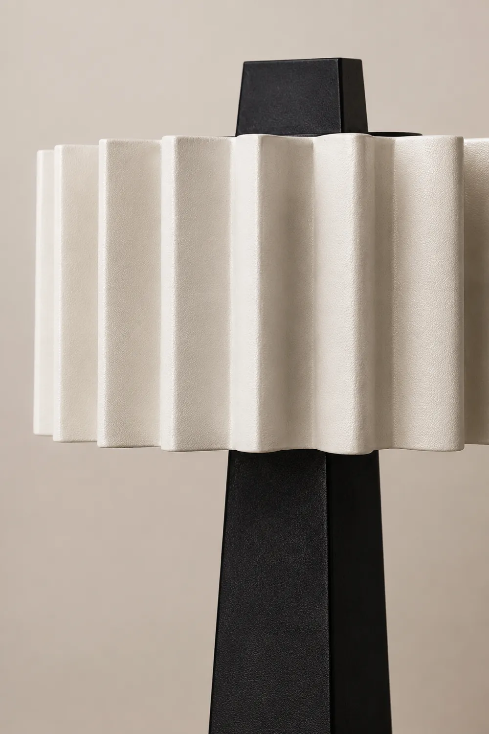 Creative Designer Black & White Decorative Table Lamp - Lumpaz