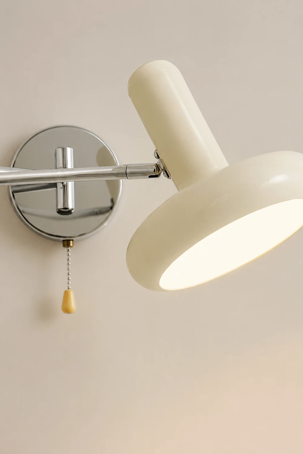 Retro Capsule White Swing Arm Wall Lamp - Lumpaz