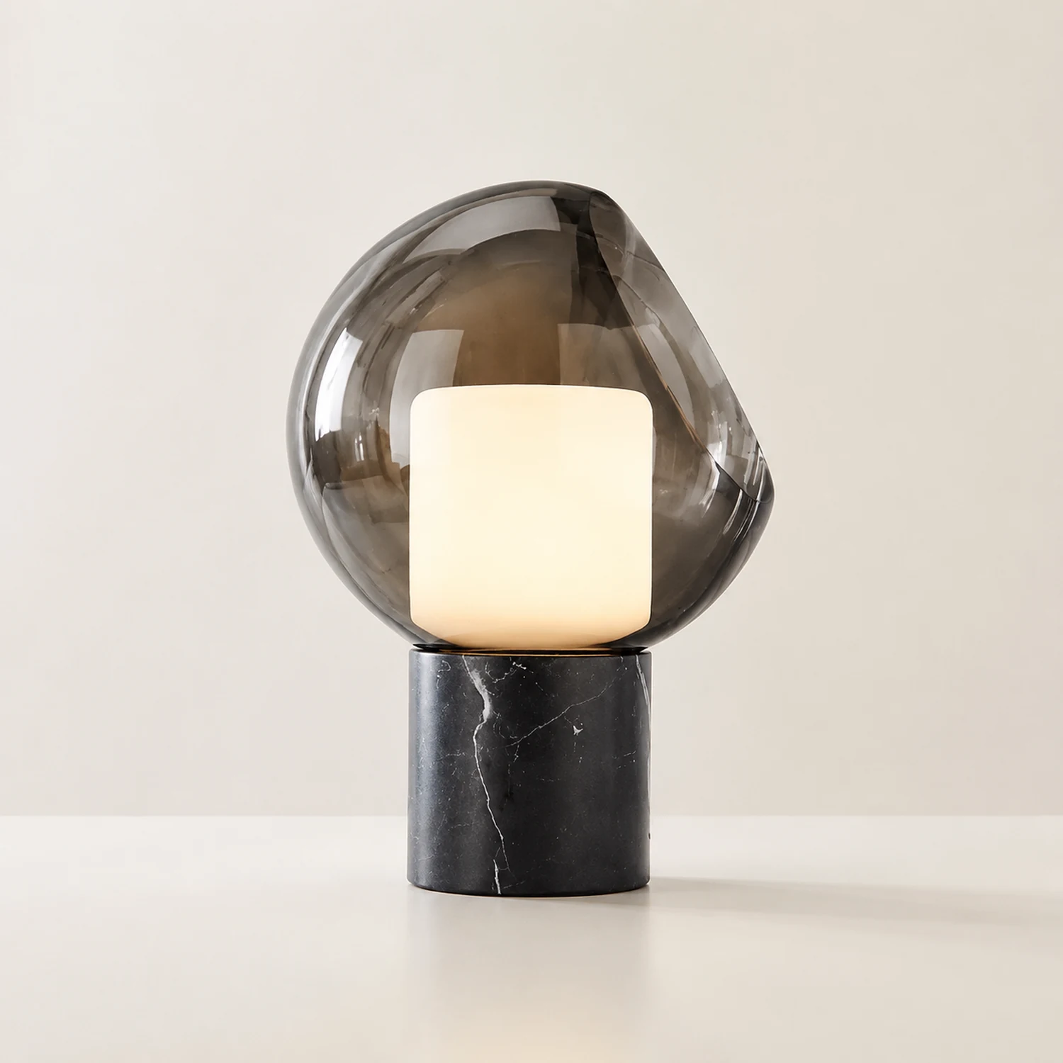 Postmodern Marble Glass Table Lamp - Lumpaz