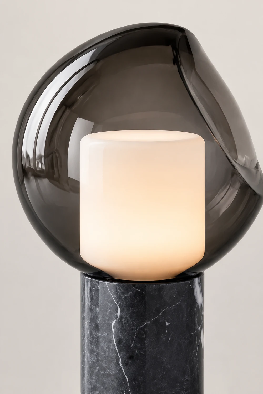 Postmodern Marble Glass Table Lamp - Lumpaz