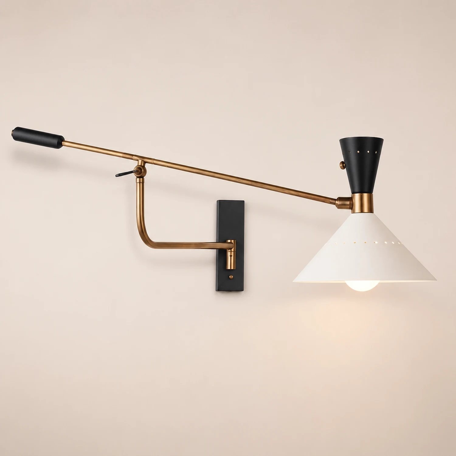 Modern Metal Cone Shade Wall Lamp - Lumpaz