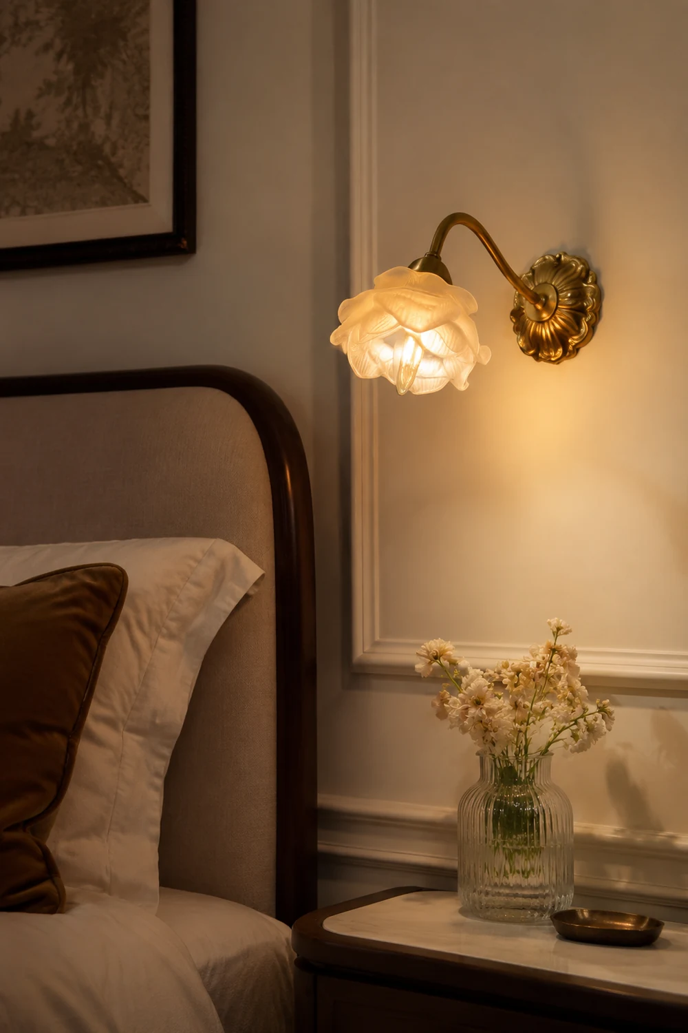 Retro Flower Petal Glass Wall Lamp Copper Wall Light - Lumpaz
