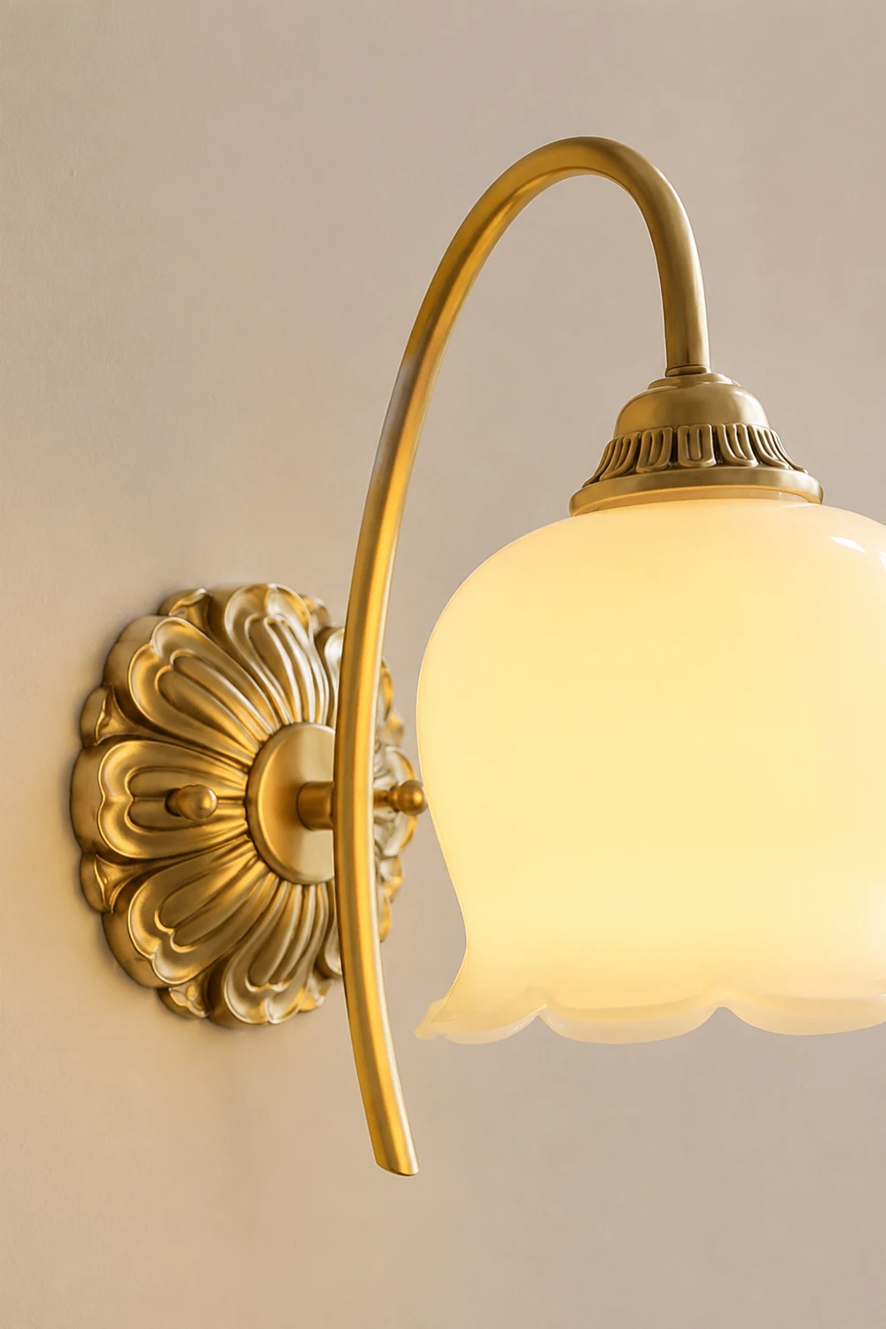Creamy Copper Glass Wall Sconce - Lumpaz