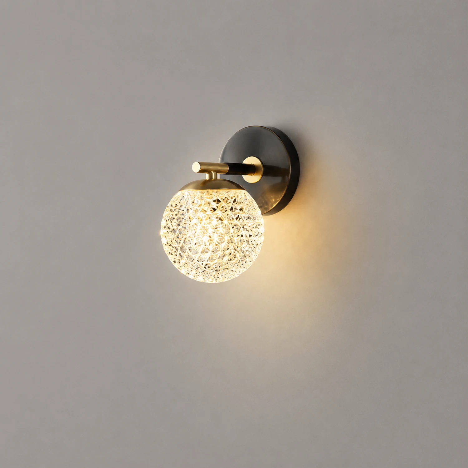 Luxury Copper Ball 1-Light Wall Sconce - Lumpaz