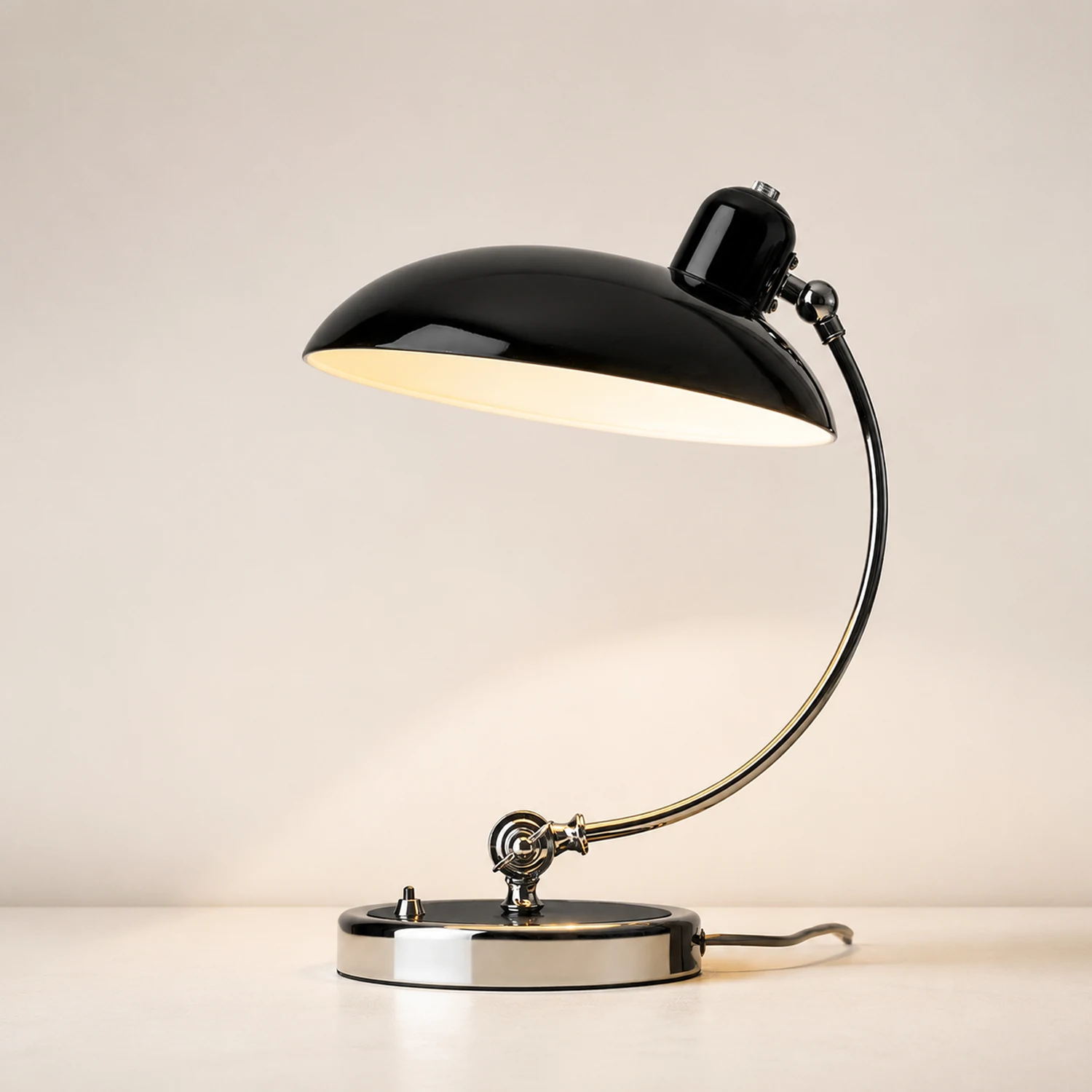Modern Metal Table Lamps For Living Room - Lumpaz