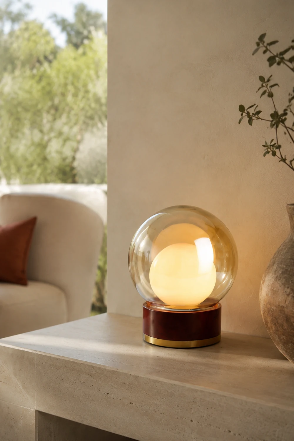 Modern Rigel Round Glass Table Light - Lumpaz