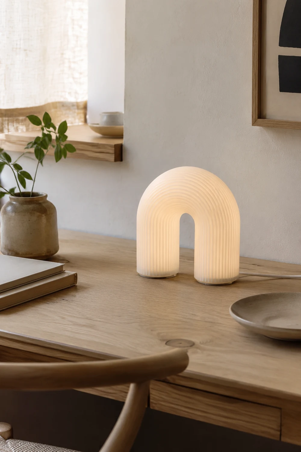 Unique Arch Metal Table Lamp - Lumpaz