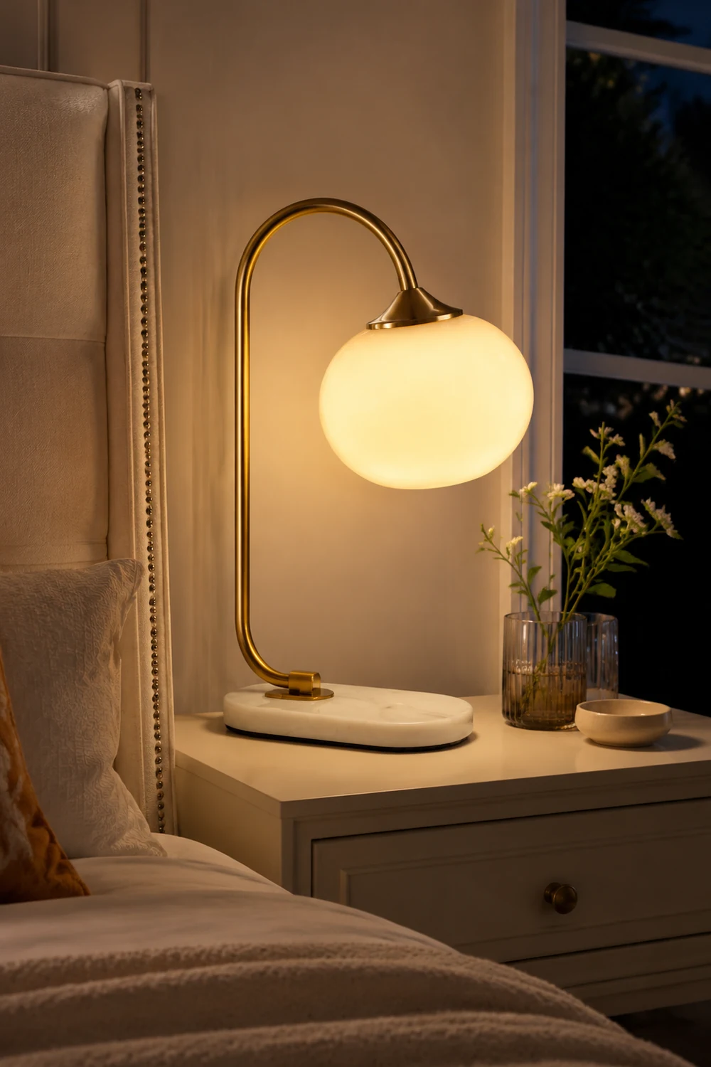 Marshmallow Metal Glass Table Lamp - Lumpaz