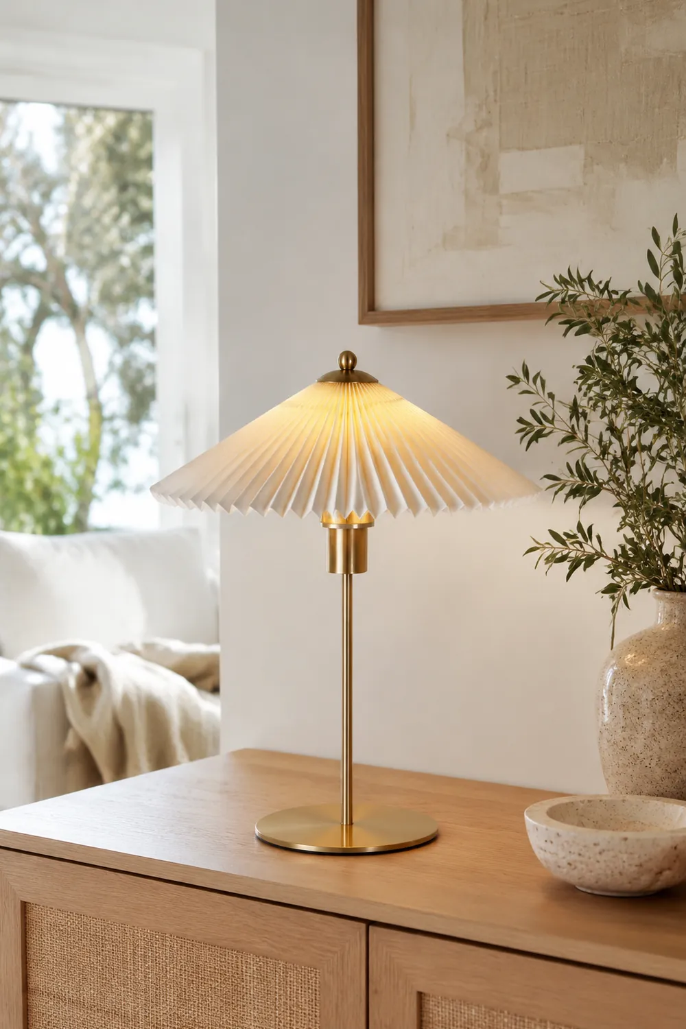 Mid Century Modern Pleated Table Lamp - Lumpaz