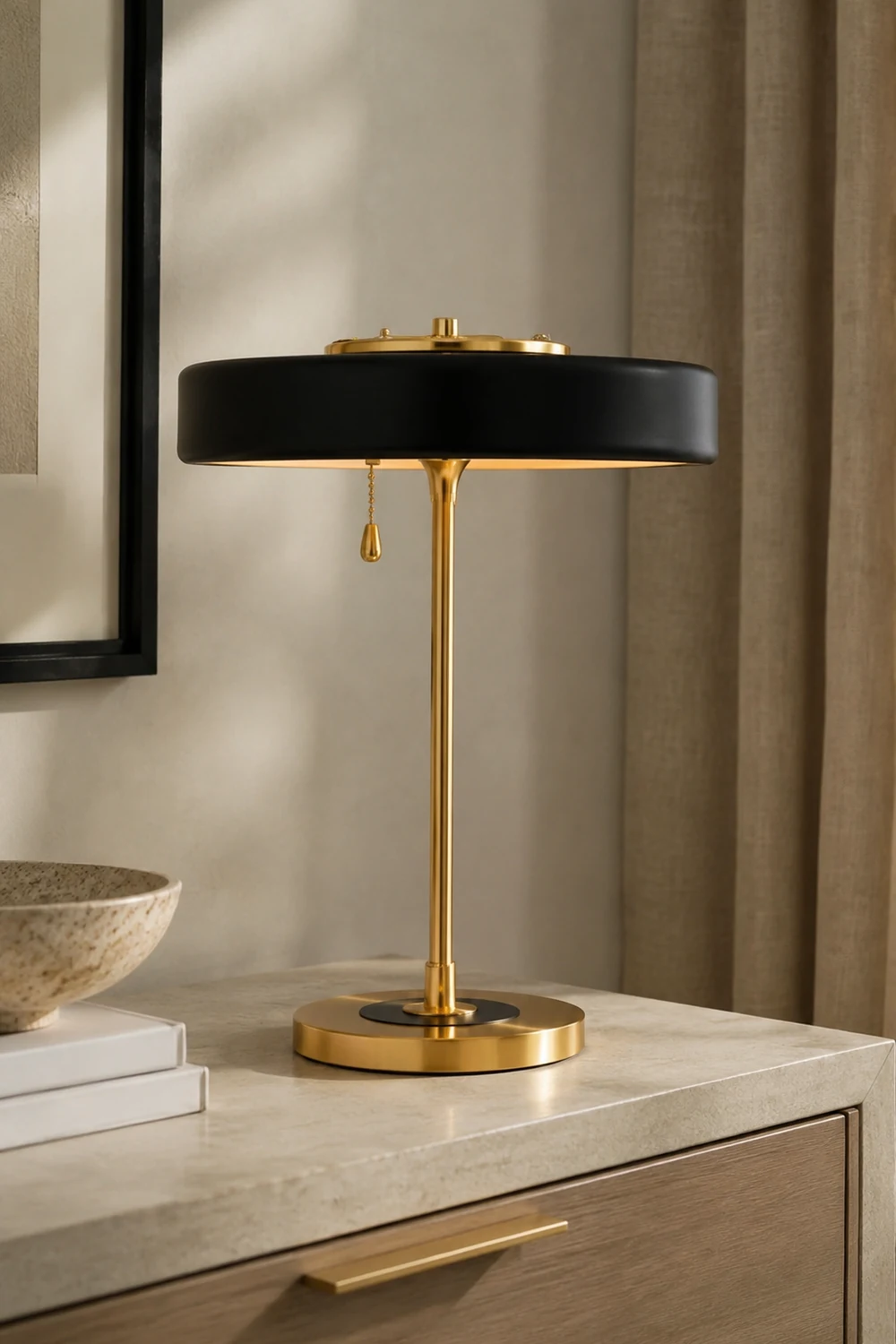 American Neoclassical Fashion Bert Frank Ranger Table Lamp - Lumpaz