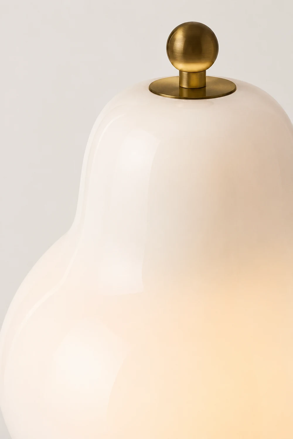 French Cream Pear Touch Portable Table Light - Lumpaz