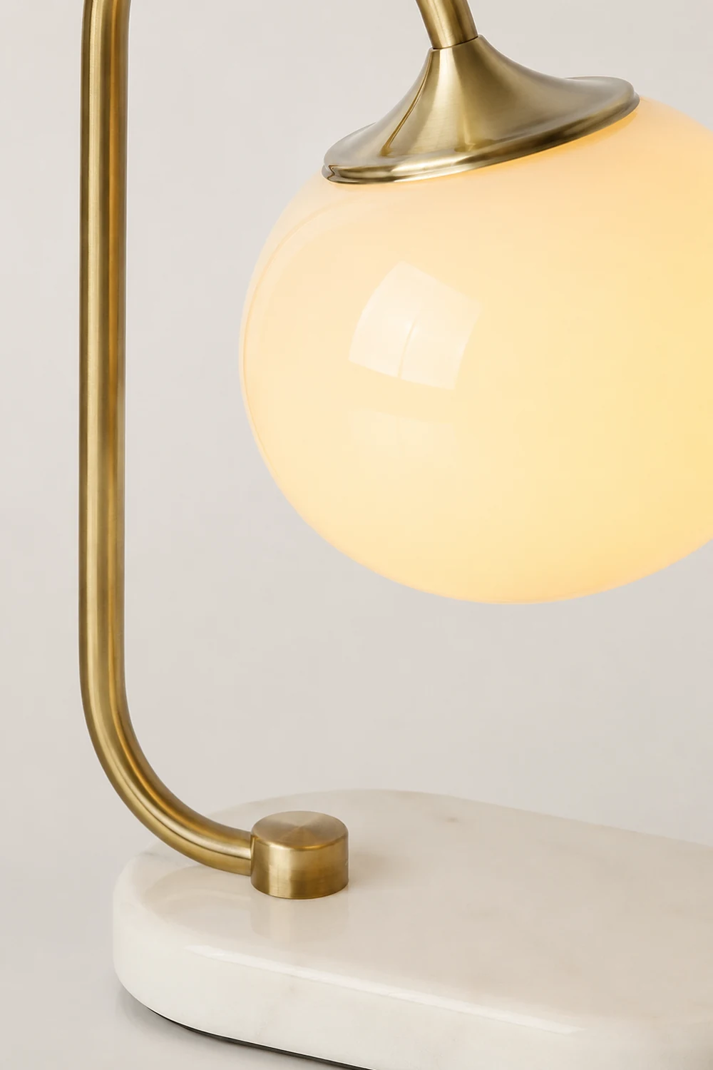 Marshmallow Metal Glass Table Lamp - Lumpaz