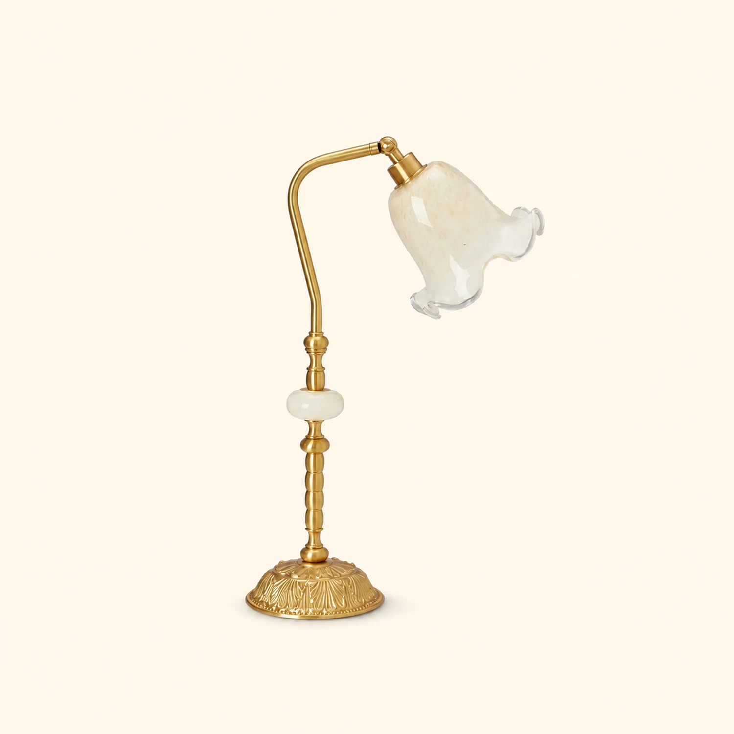 Nouveau Fashion Floral Brass Table Lamp - Lumpaz