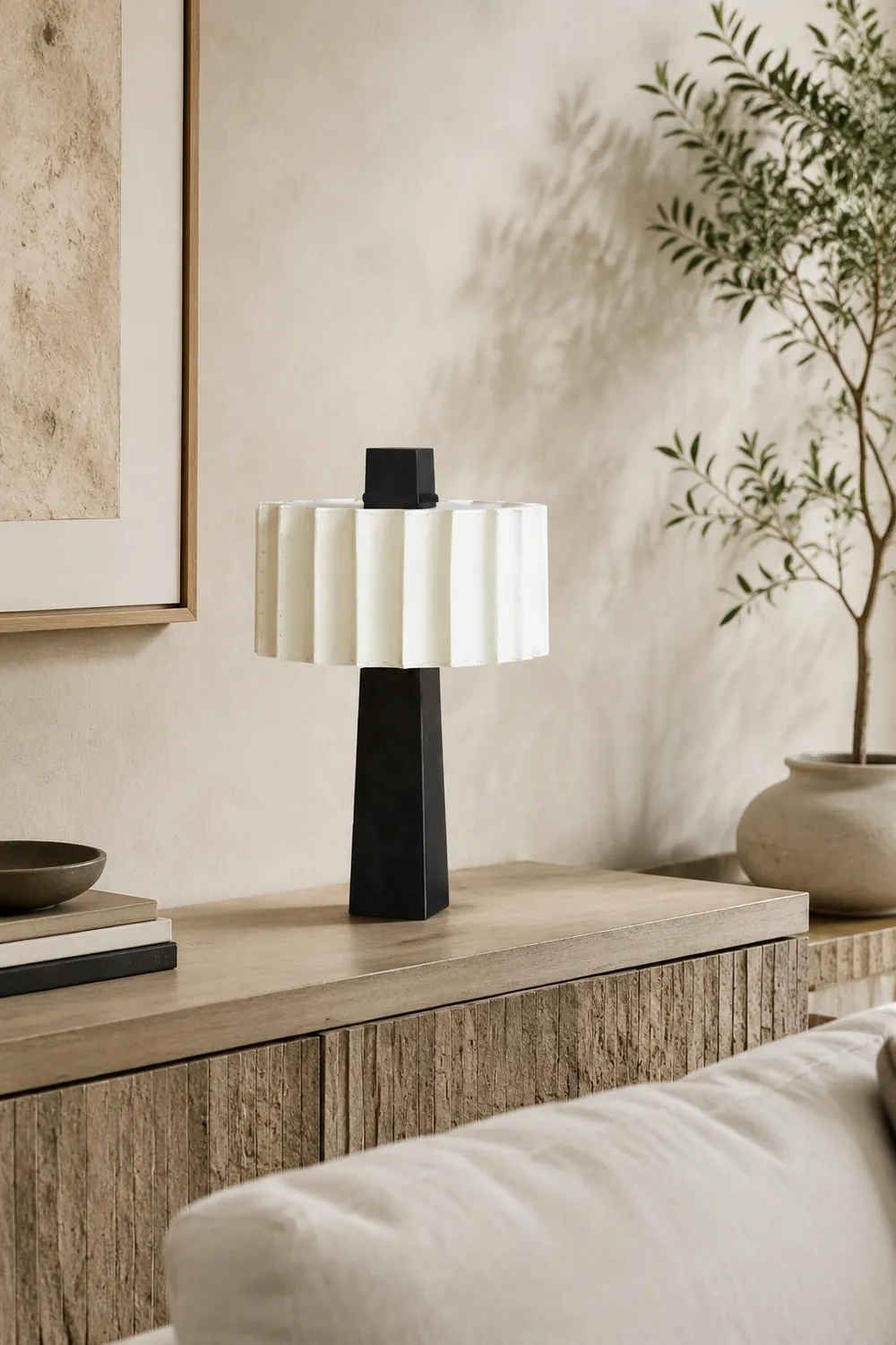 Creative Designer Black & White Decorative Table Lamp - Lumpaz
