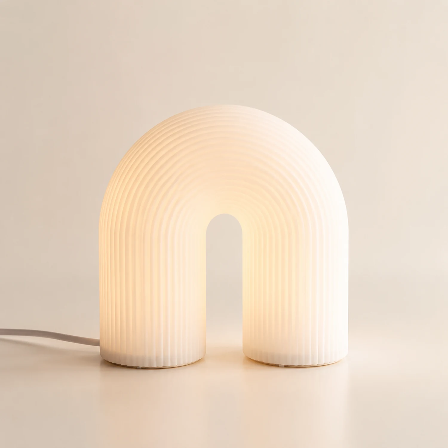Unique Arch Metal Table Lamp - Lumpaz