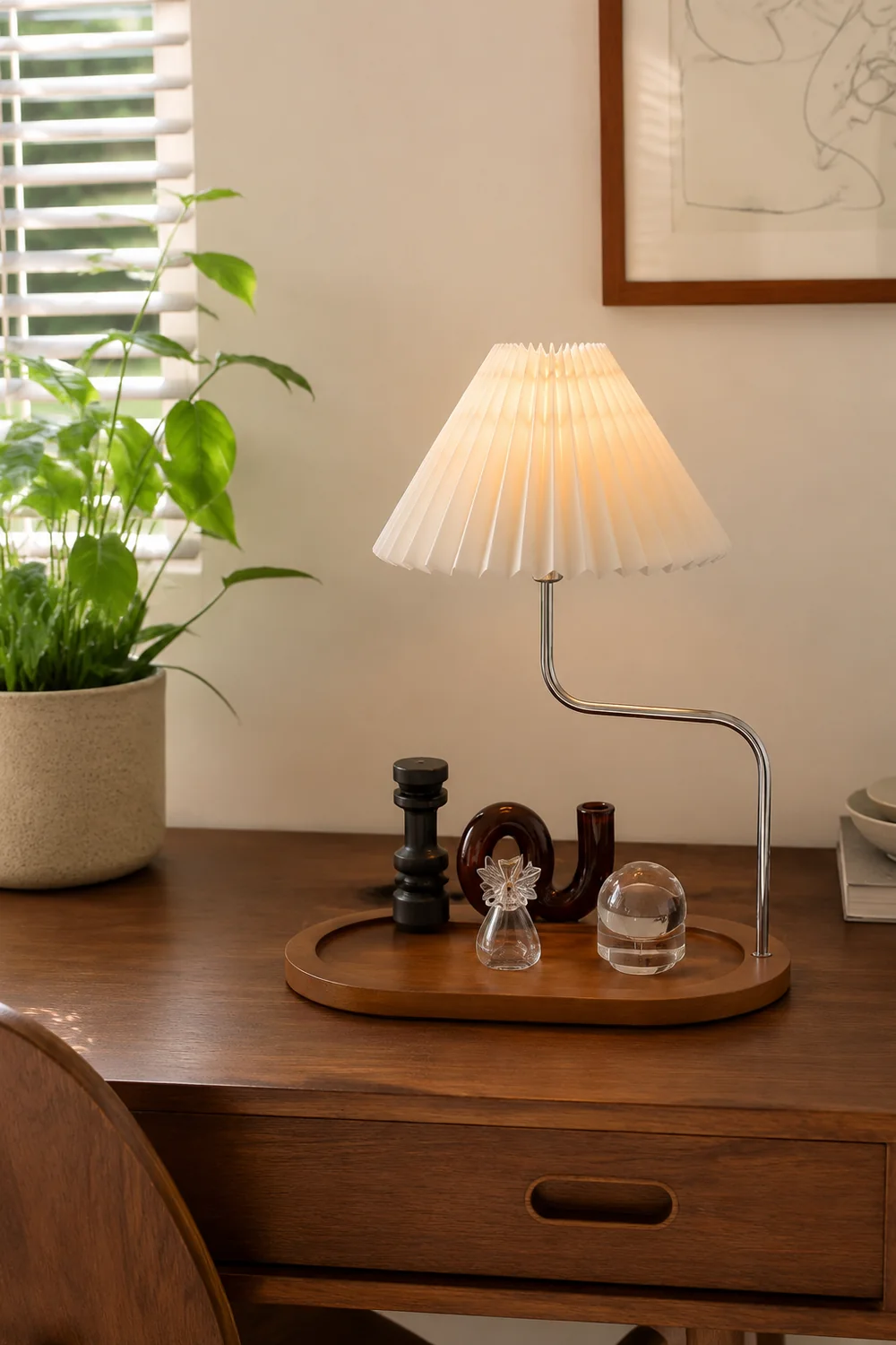 Solid Wood Retro Creative Pleated Table Lamp - Lumpaz