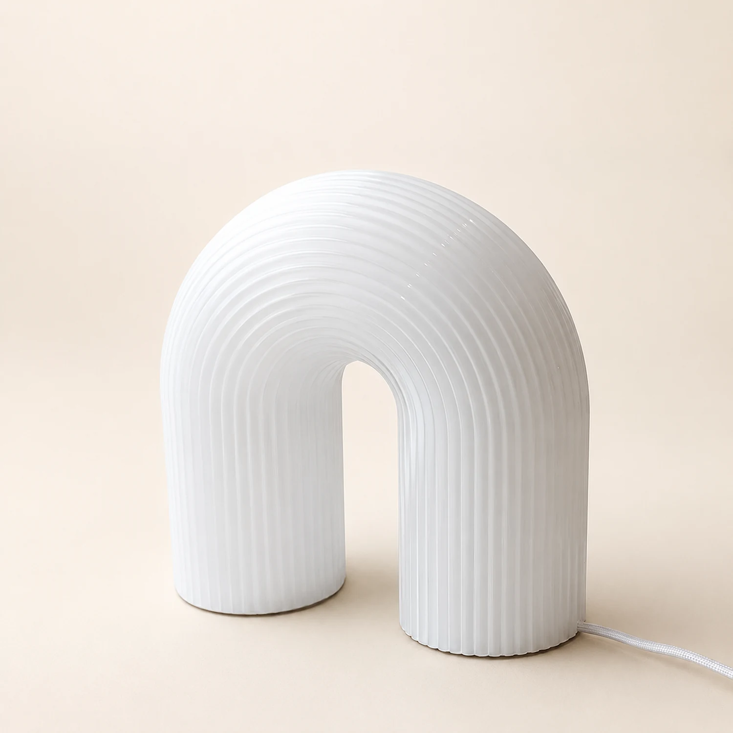 Unique Arch Metal Table Lamp - Lumpaz