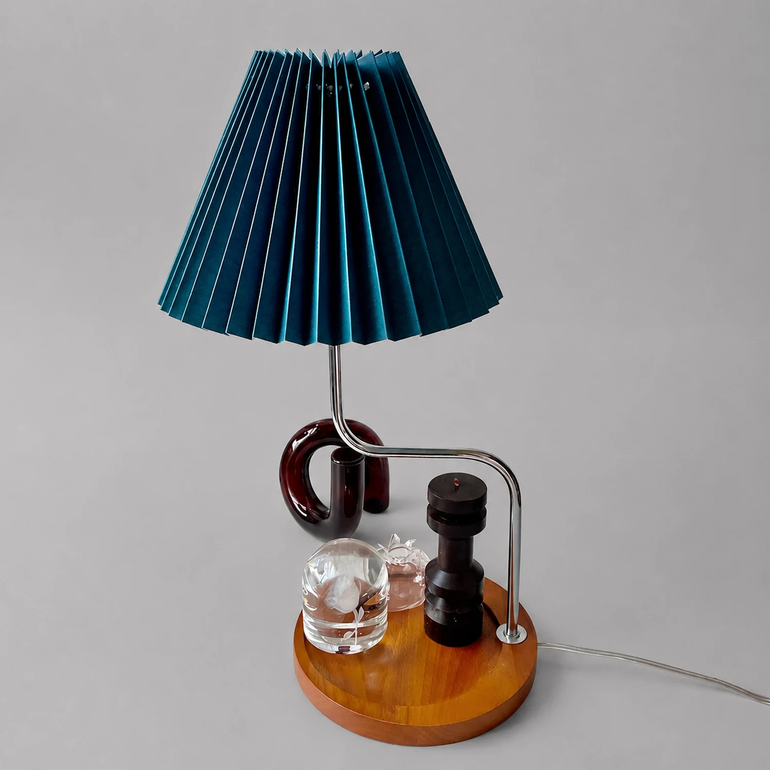 Solid Wood Retro Style Umbrella Shaped Table Lamp - Lumpaz
