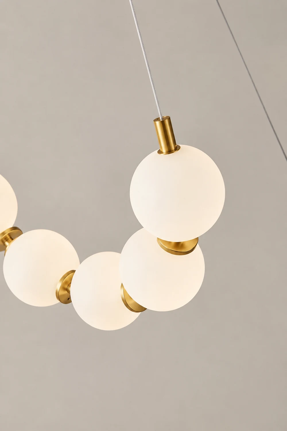 Unique Pearl Design White Ball LED Necklace Chandelier - Lumpaz