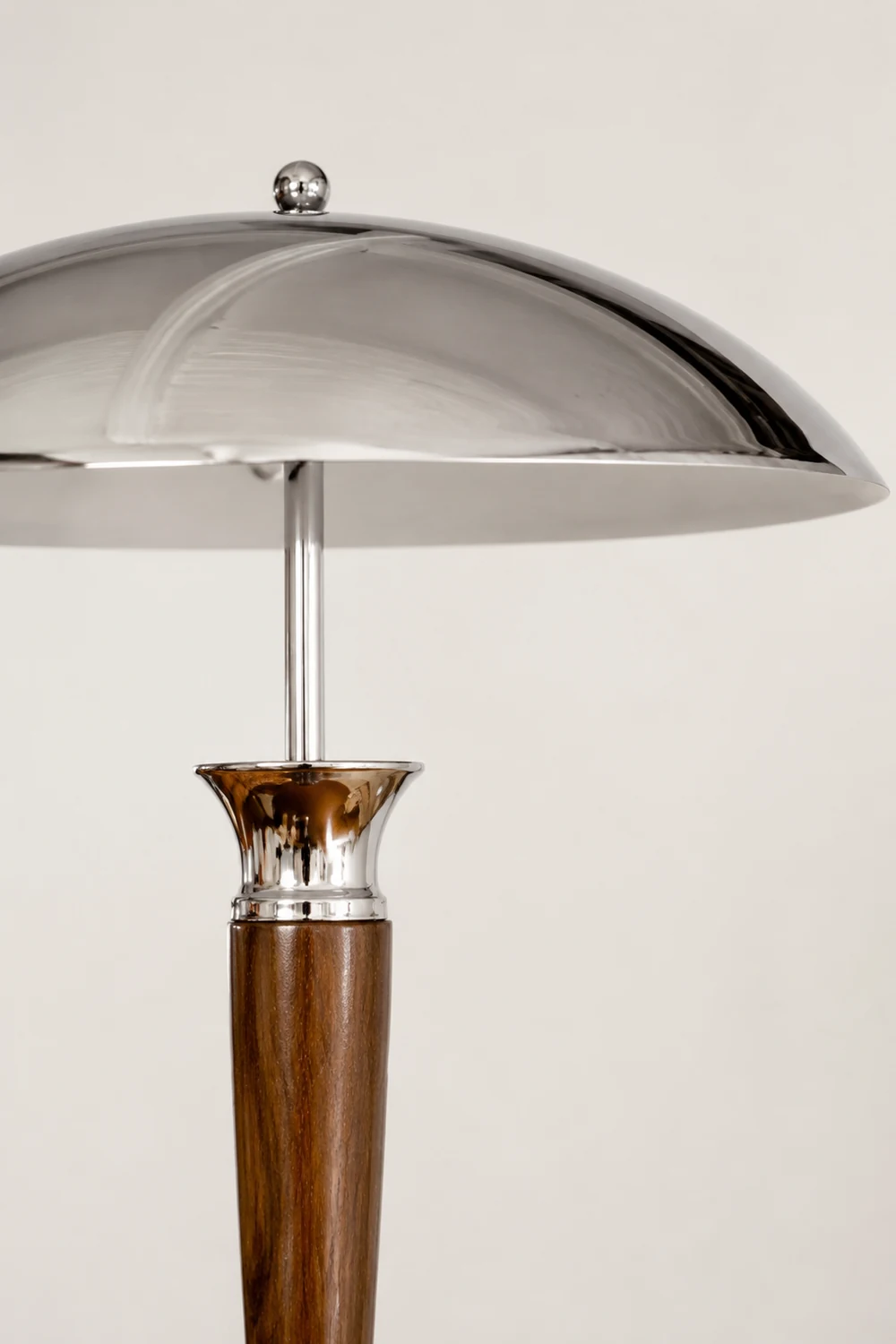 Creative Chrome Lampshade Floor Lamp - Lumpaz