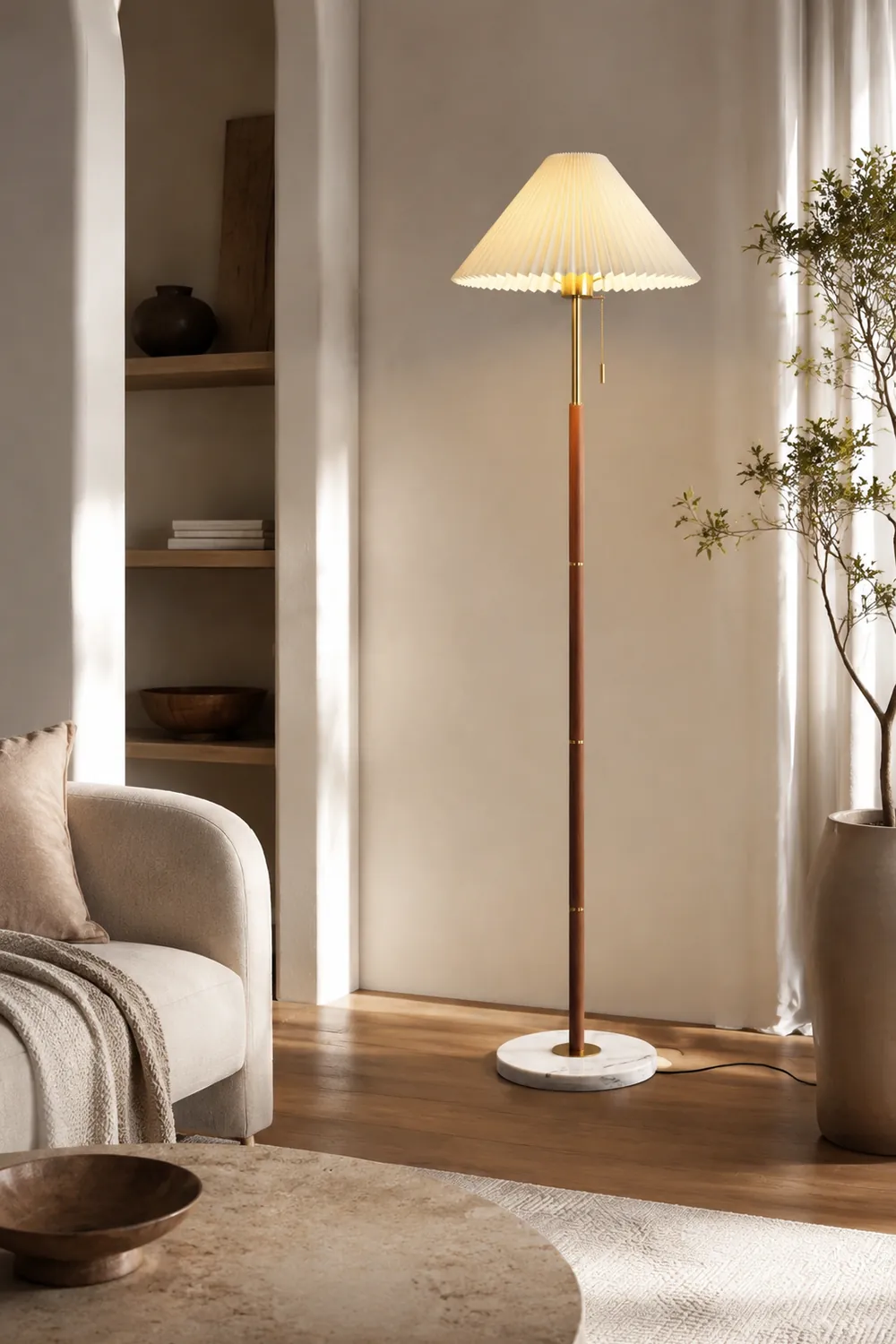 Vintage Pleated Metal Standing Lamp - Lumpaz