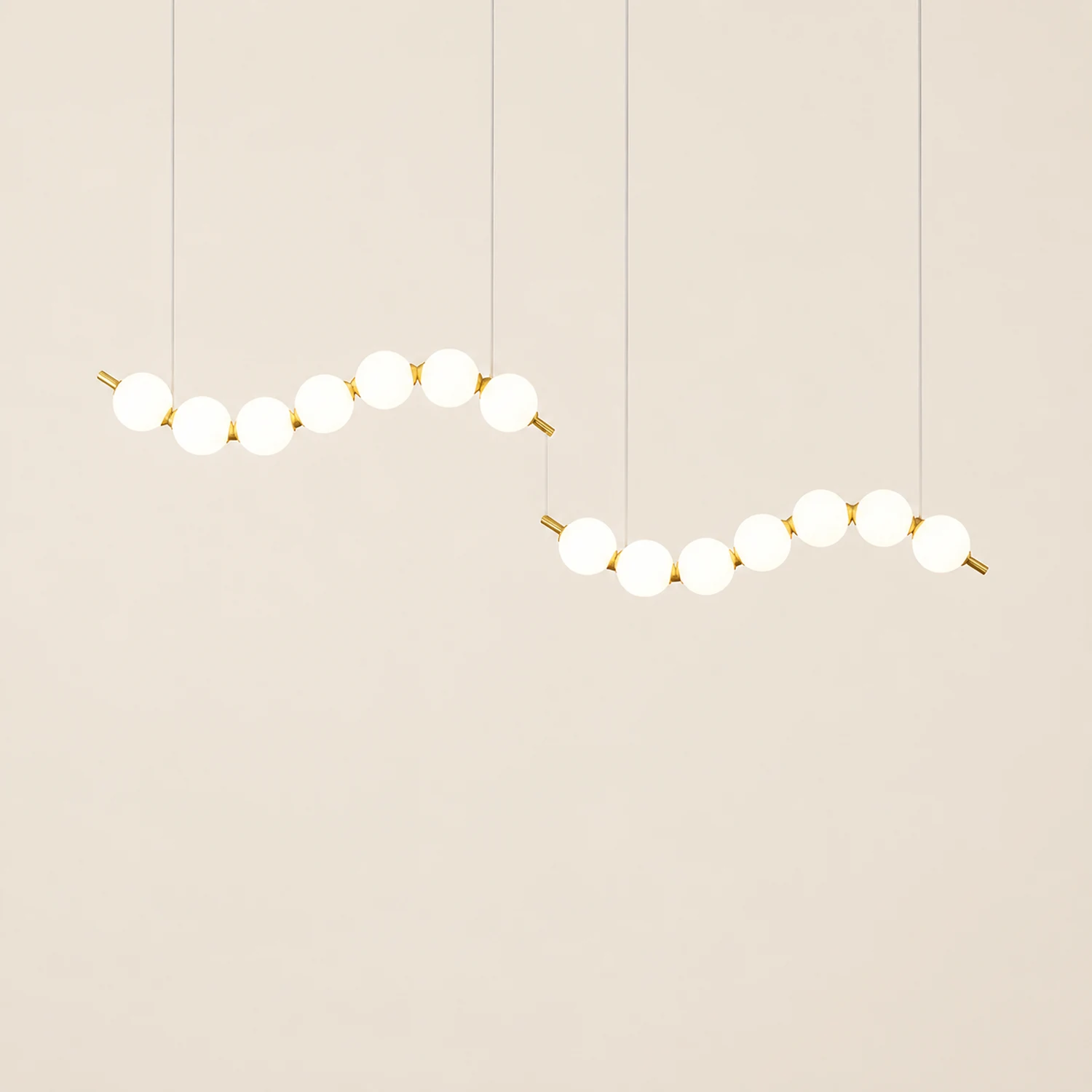 Creative Necklace String White Ball LED Pendant Lights - Lumpaz
