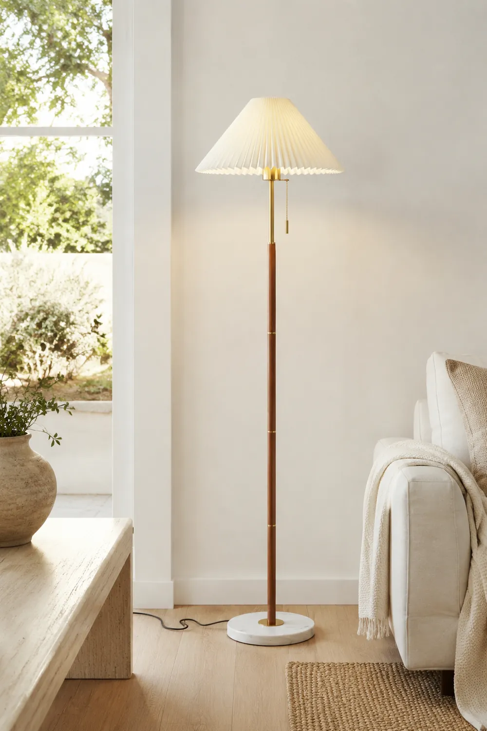 Vintage Pleated Metal Standing Lamp - Lumpaz