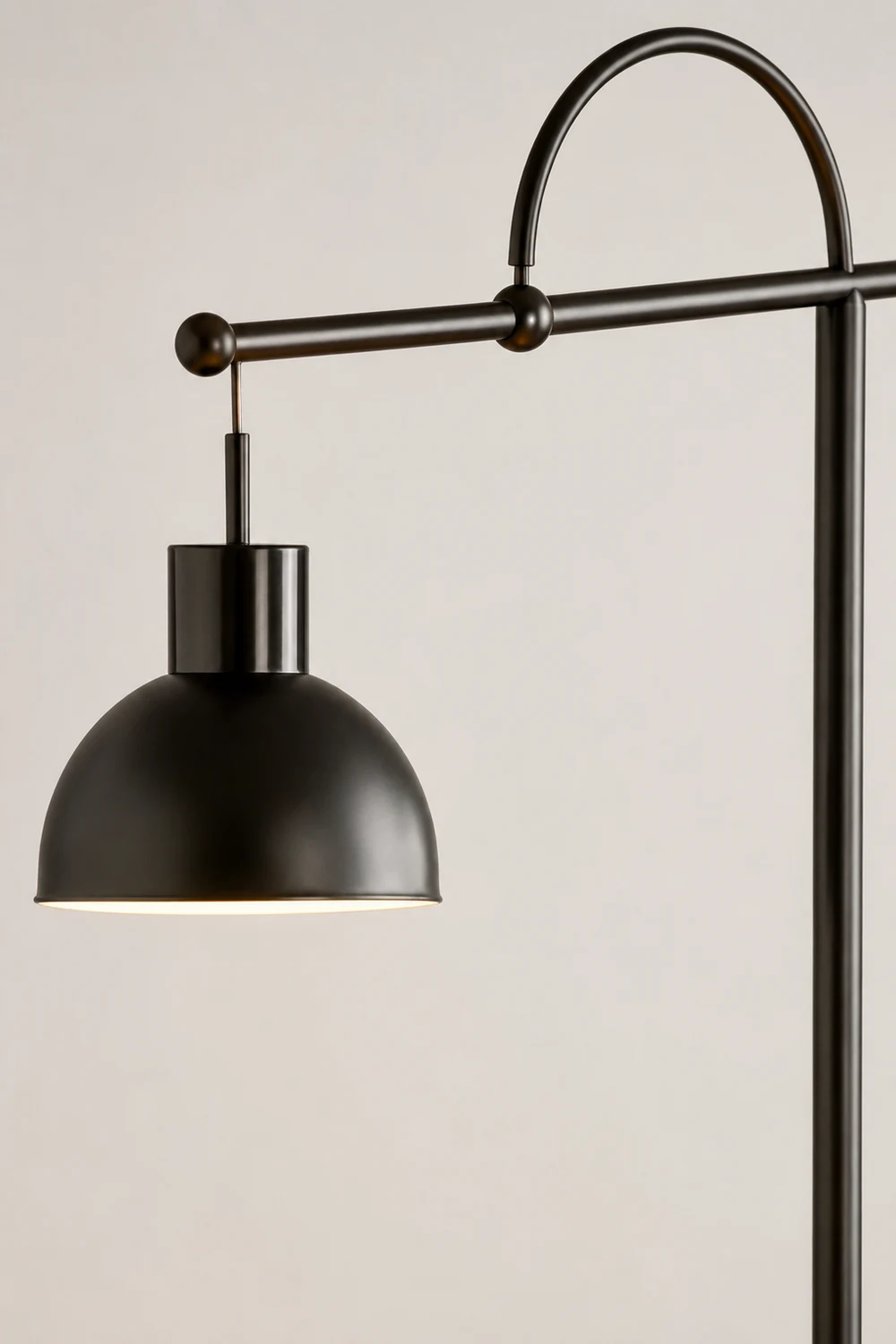 Simple Metal Floor Lamp For Dining Room - Lumpaz