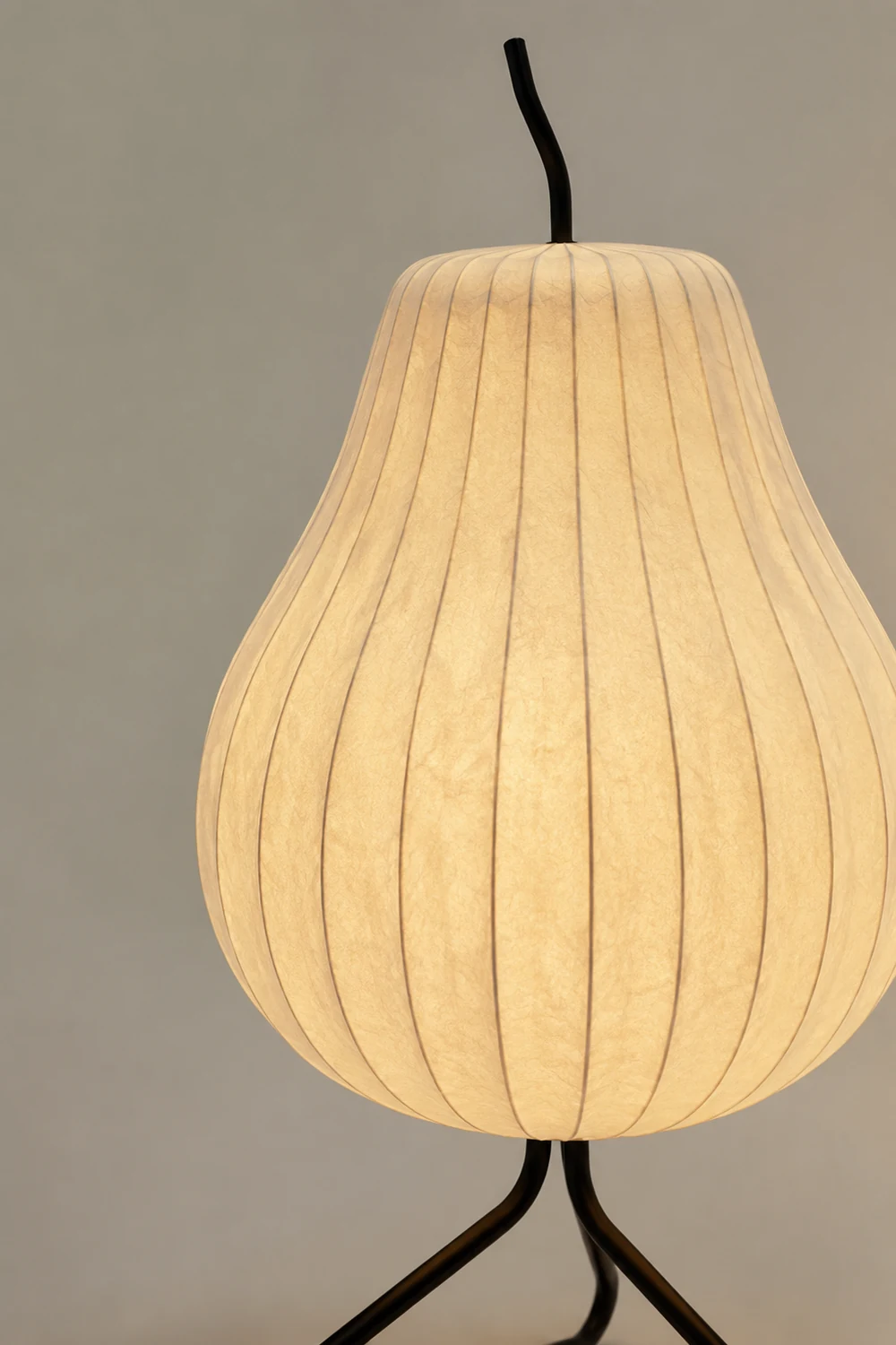 Pear Silk Floor Lamp For Living Room - Lumpaz