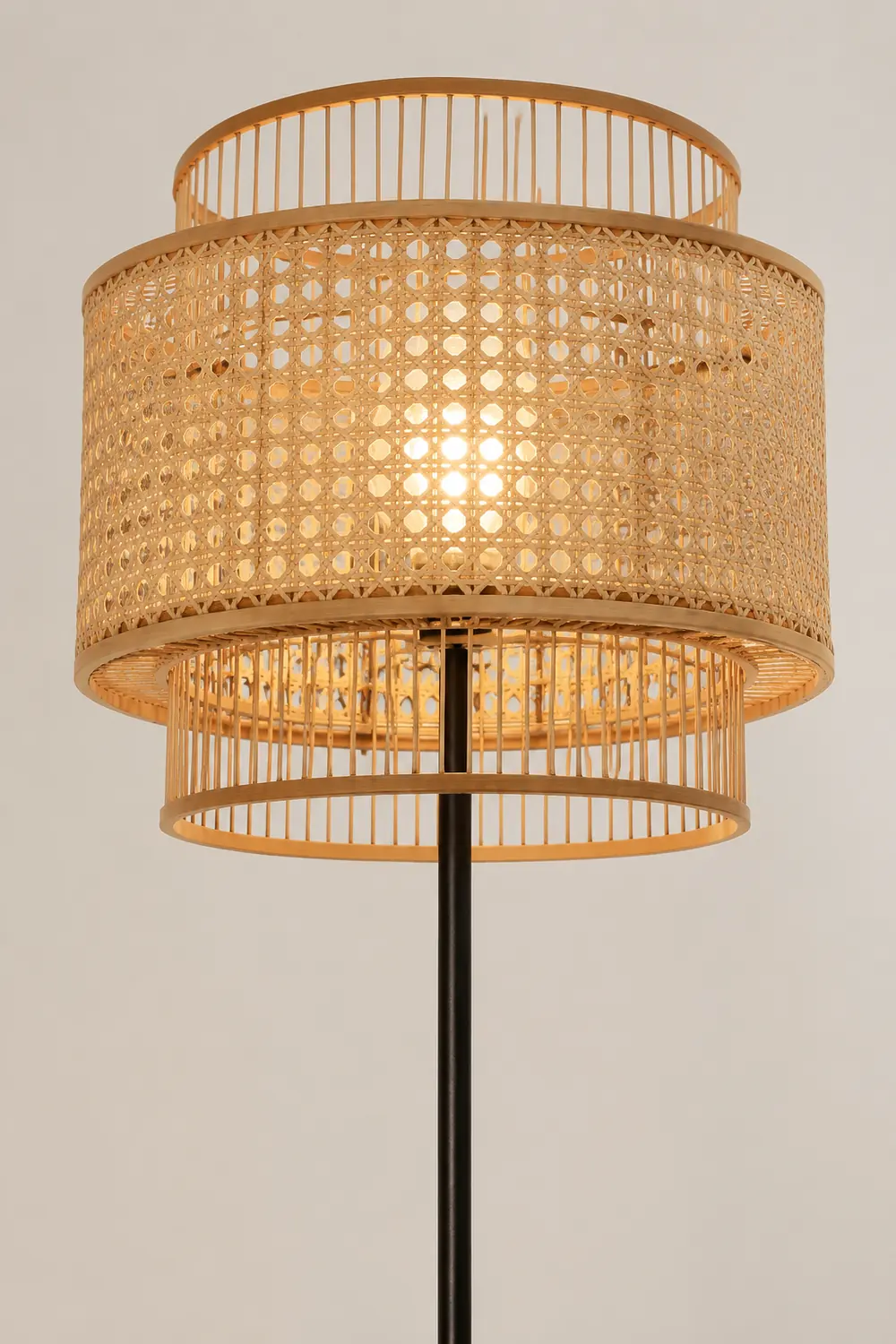 Ritta Stehleuchte, Rattan & Weidengeflecht, dreilagig - Lumpaz