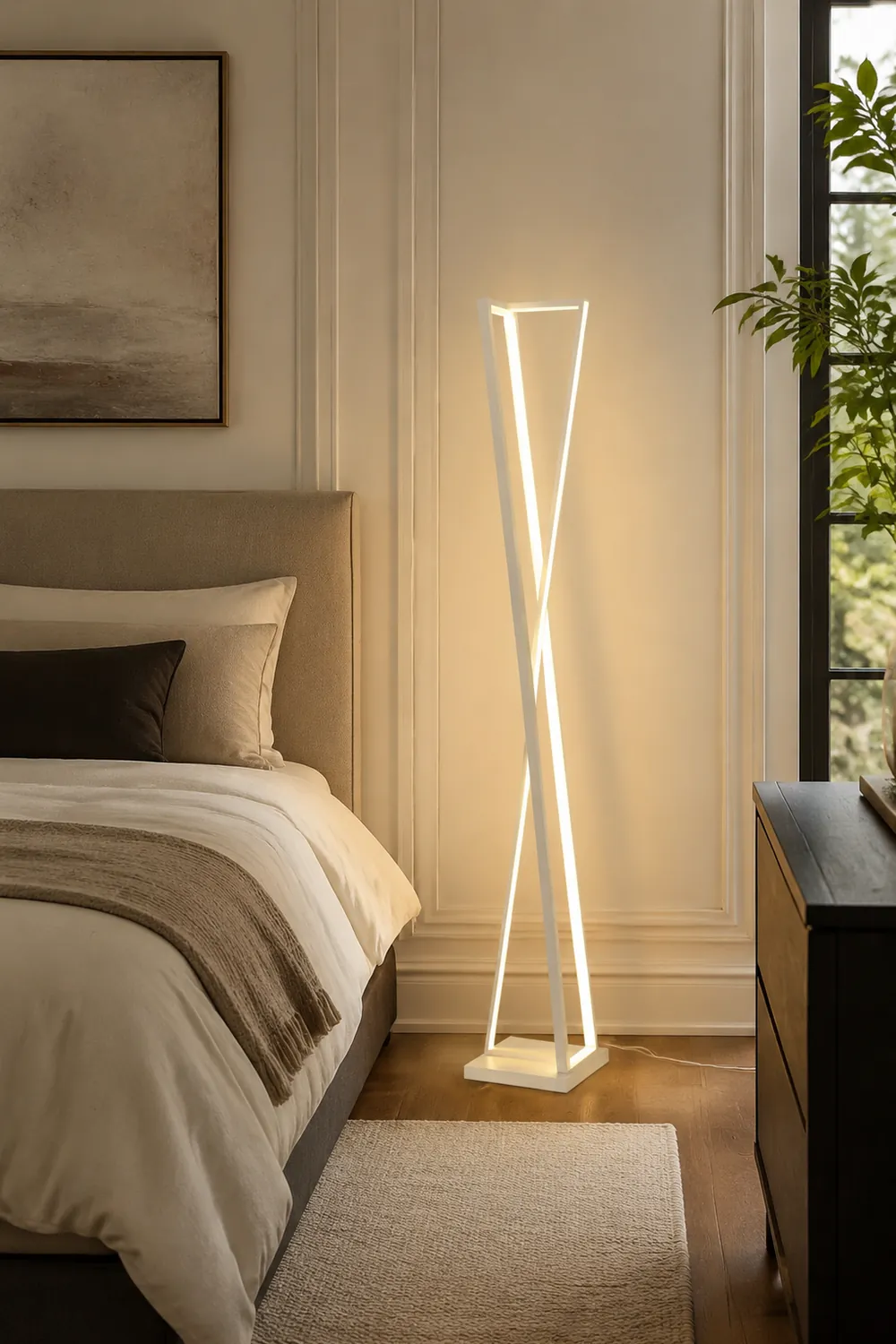 Edge Lineare Dreieckige Stehlampe, Metall, 2 Farben, 125CM Lang - Lumpaz