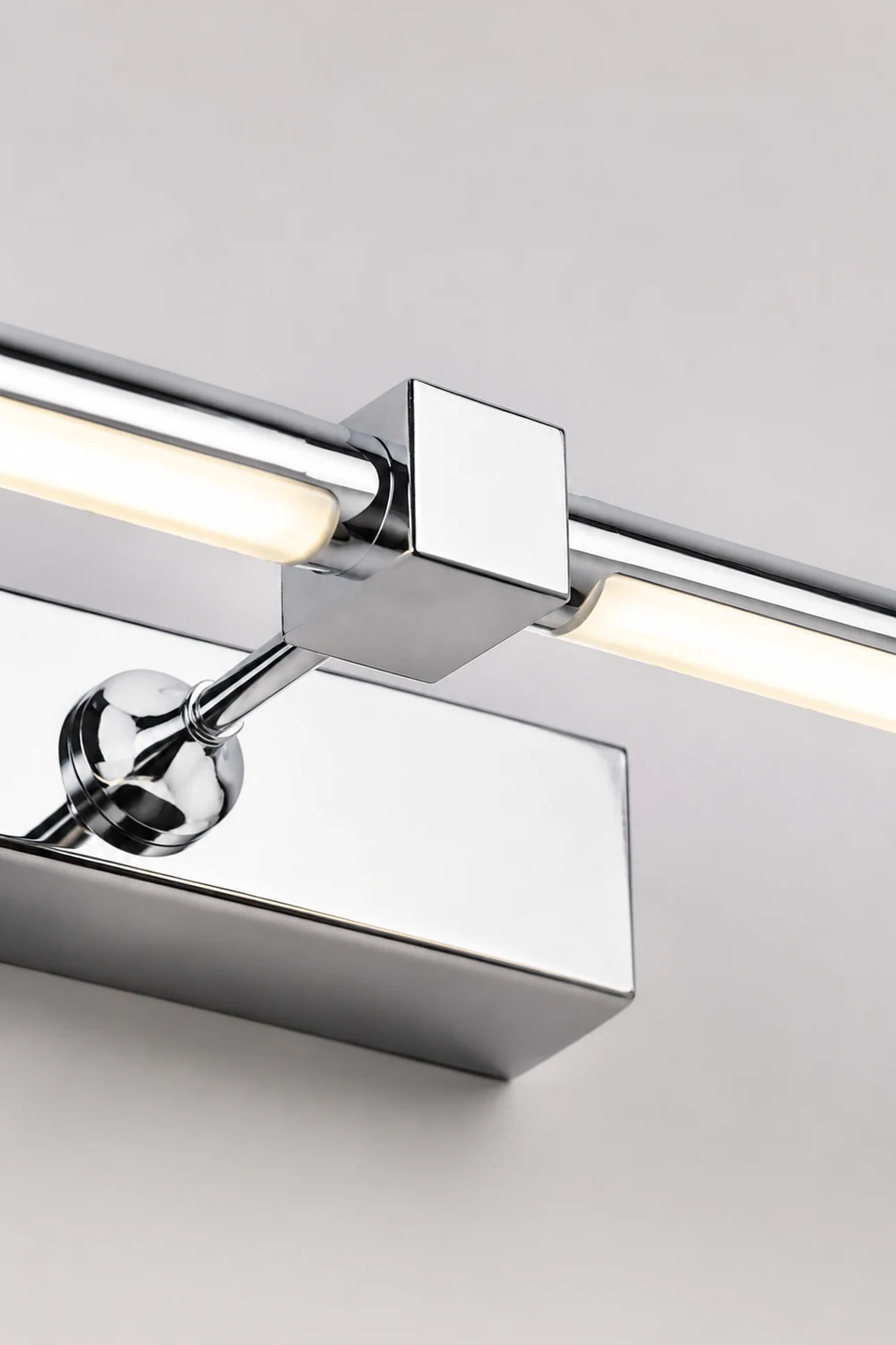 Cooley Spiegelfront Waschtisch-Wandleuchte, L 42/52/62/72CM - Lumpaz