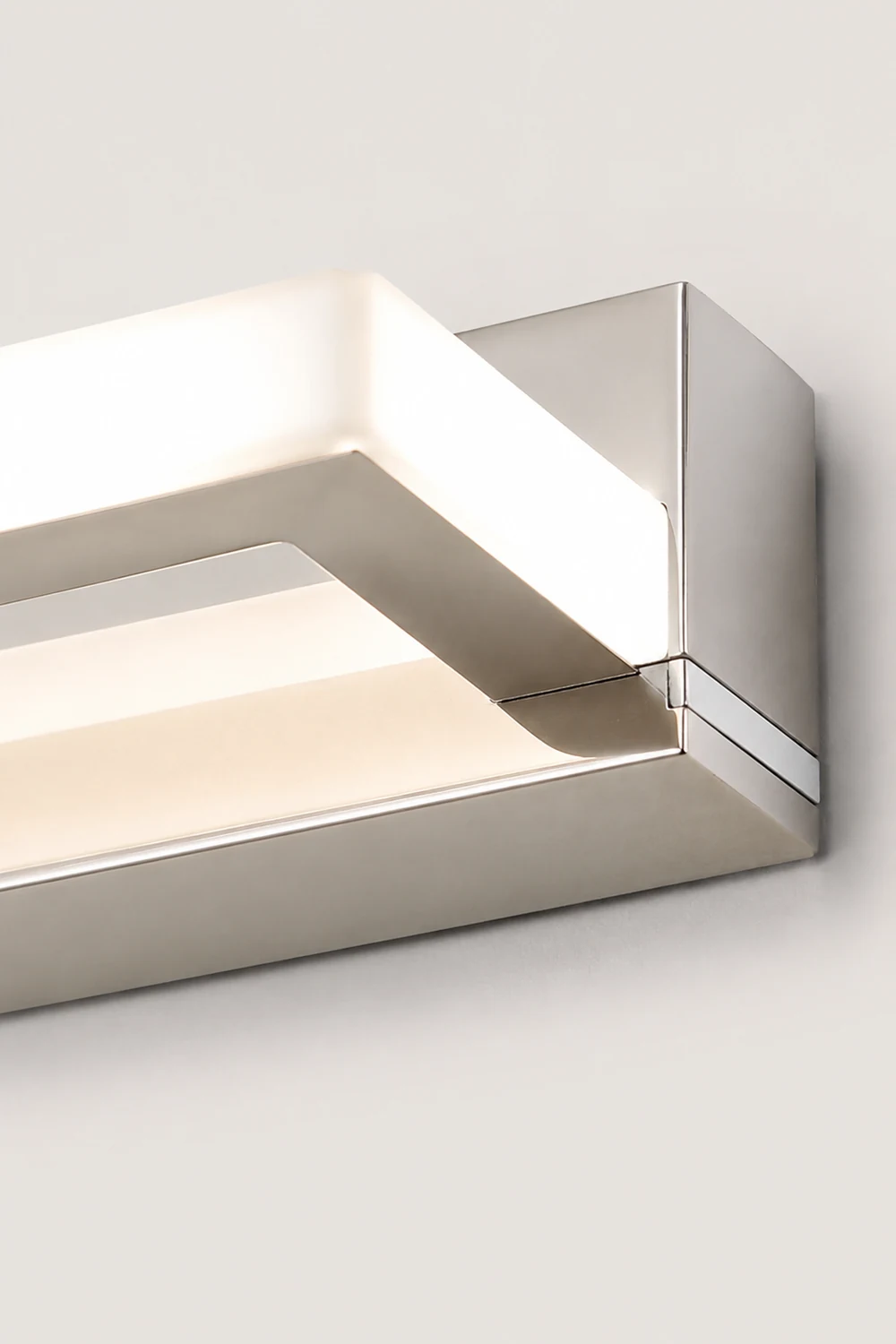 Leigh Rechteckige Spiegelfront Waschtisch-Wandleuchte, L 42/52/62/72CM - Lumpaz