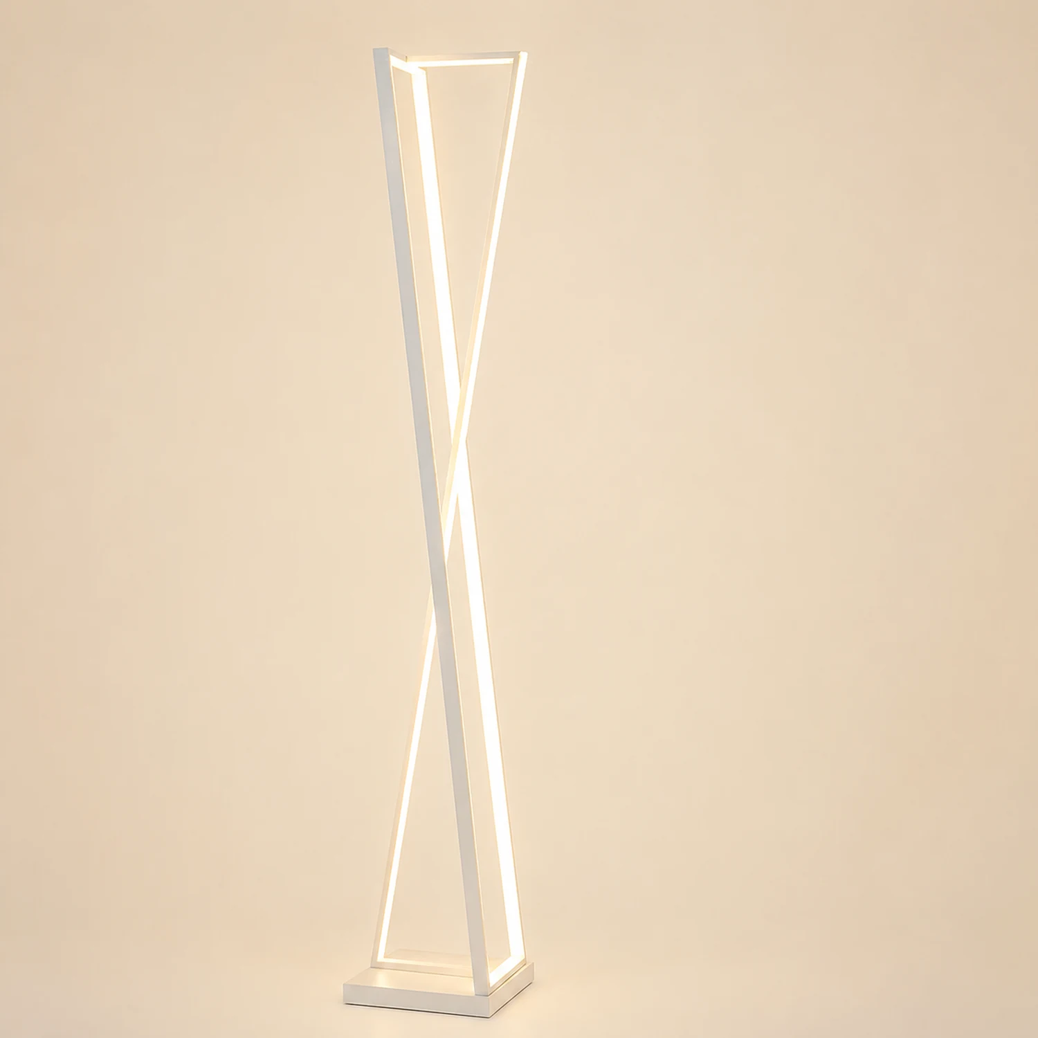Edge Lineare Dreieckige Stehlampe, Metall, 2 Farben, 125CM Lang - Lumpaz