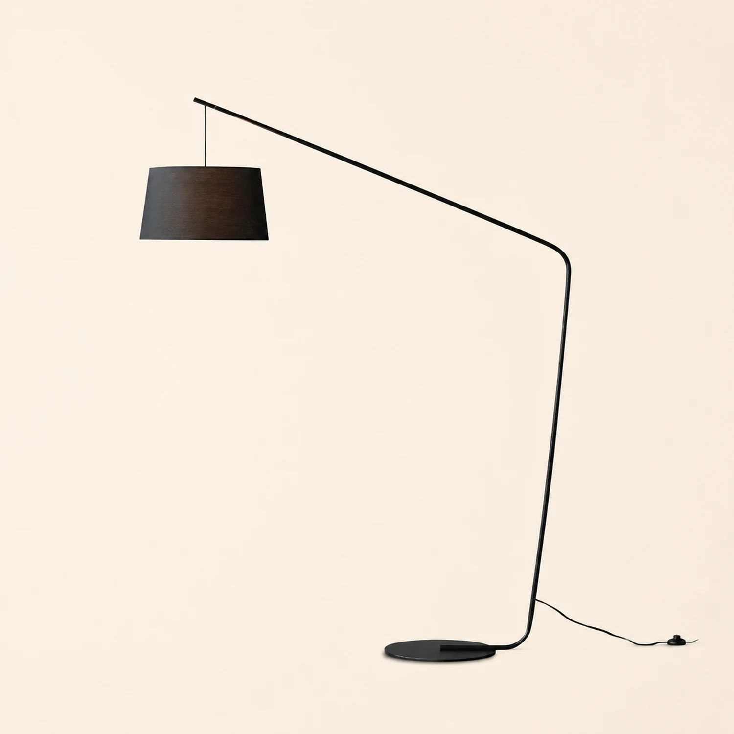 Salgado Schwarze Stehlampe 3 Farbtemperaturen schaltbar, Kunstfaser & Metall - Lumpaz