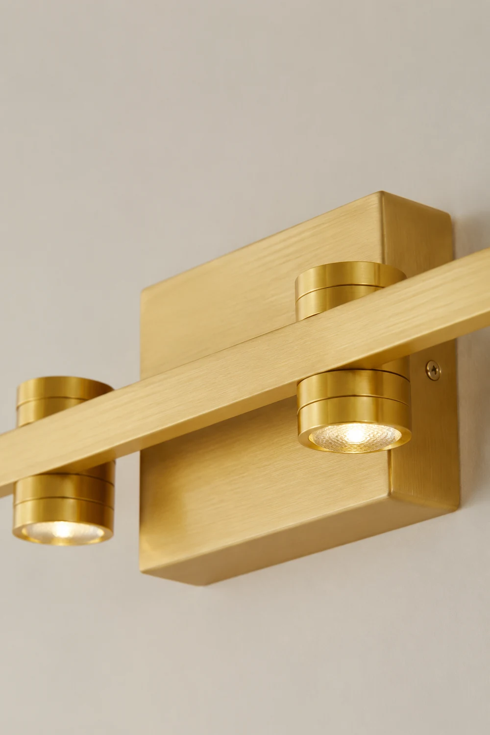 Freja Wandlampe Spiegelfront 2 Farbe & Stil, 2/3/4/6/8 Kopf - Lumpaz