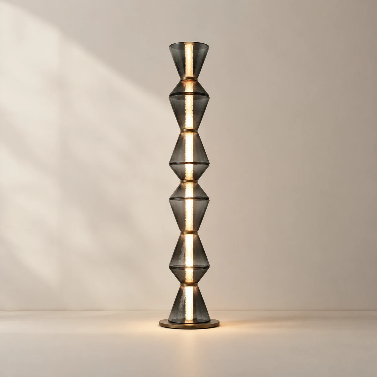 Evette Schwarze Pendel- & Stehleuchte, Glas - Lumpaz