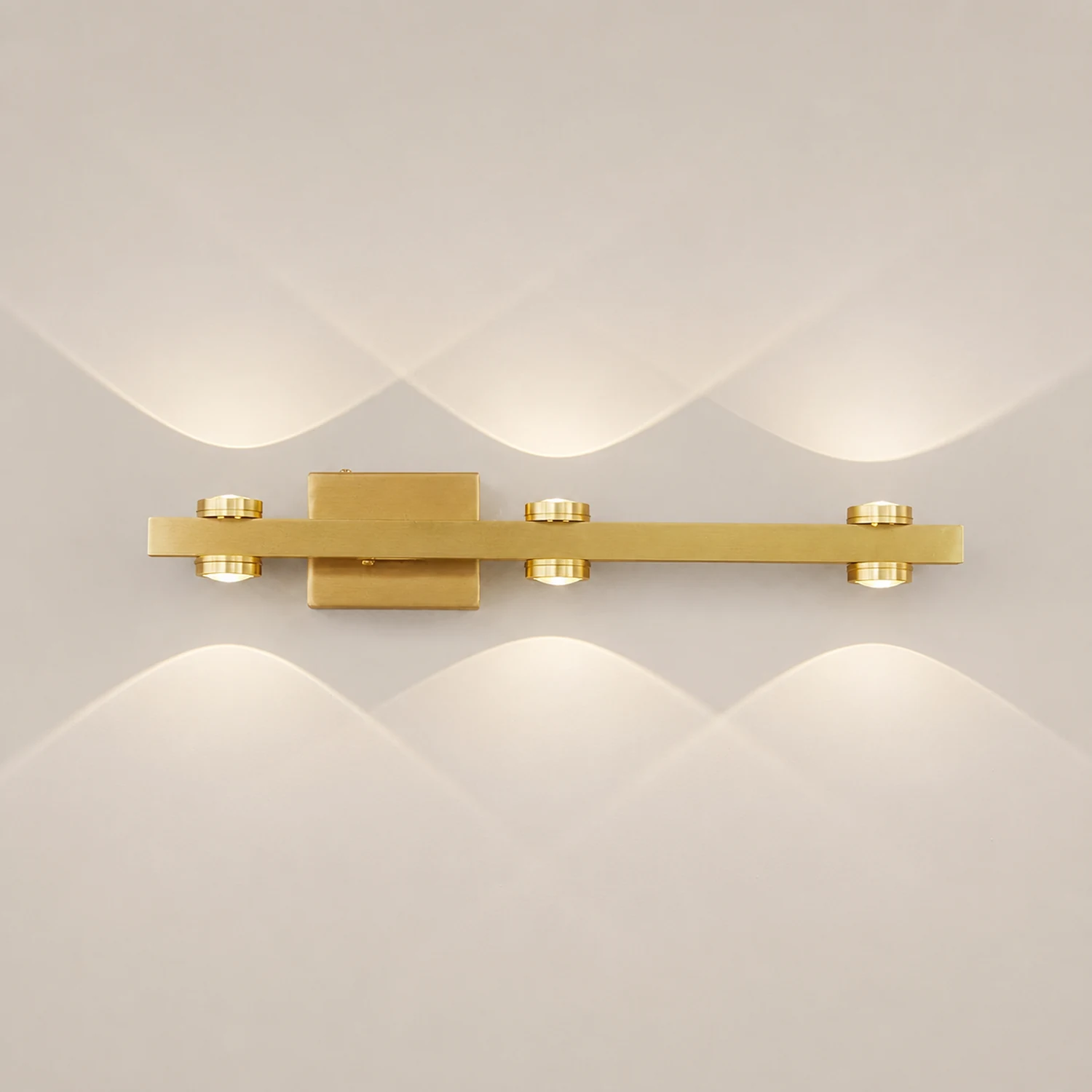 Freja Wandlampe Spiegelfront 2 Farbe & Stil, 2/3/4/6/8 Kopf - Lumpaz