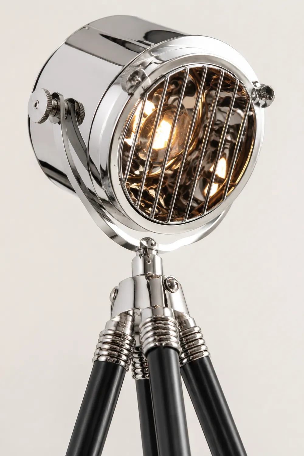 Salgado Searchlight Stativ Stehleuchte, 4 Farbe - Lumpaz