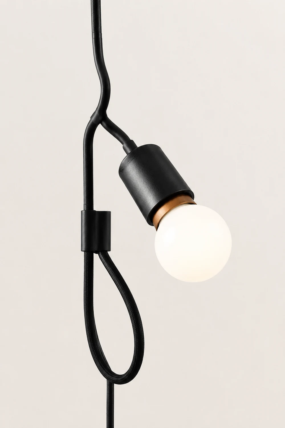 Luxo Stehleuchte, Metall & Aluminium, 3 Farben - Lumpaz
