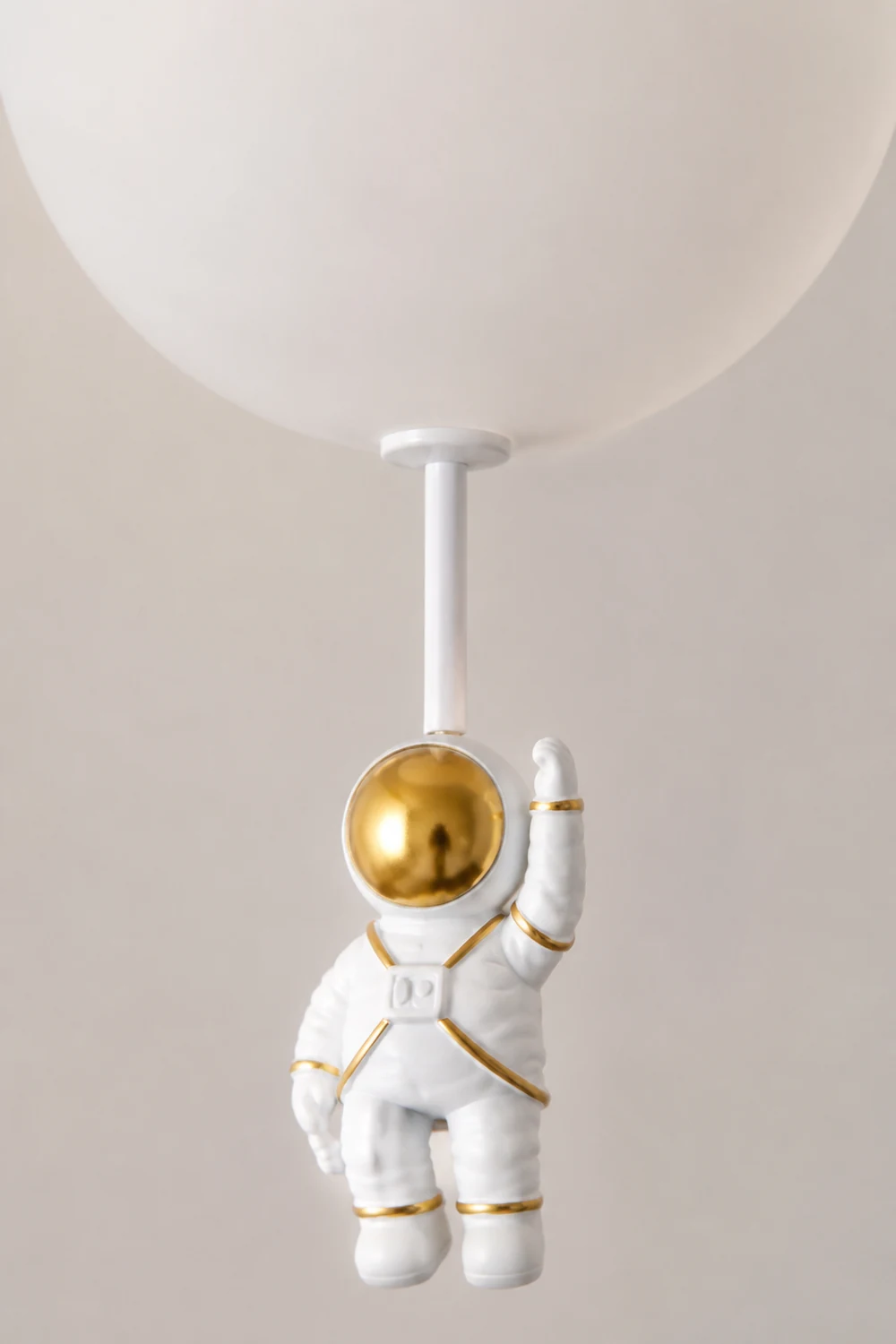 Fateh Astronaut Balloon Flush Mount Deckenleuchte 8 Farben, ∅25/30/35cm - Lumpaz
