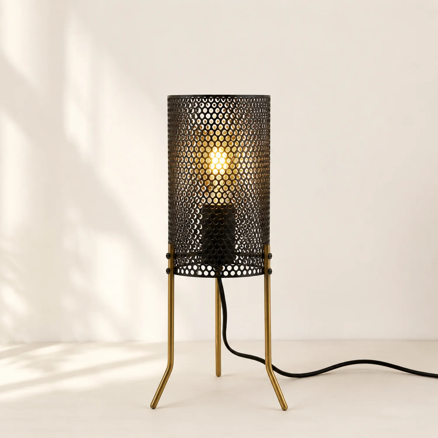 Zaid Stehleuchte, Metall & Aluminium - Lumpaz
