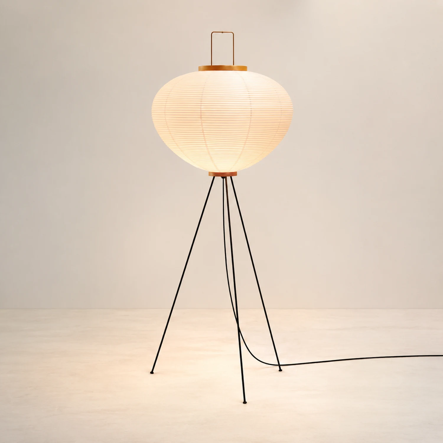 Renée Minimalistische Stehleuchte, Kunstpapier & Metall - Lumpaz