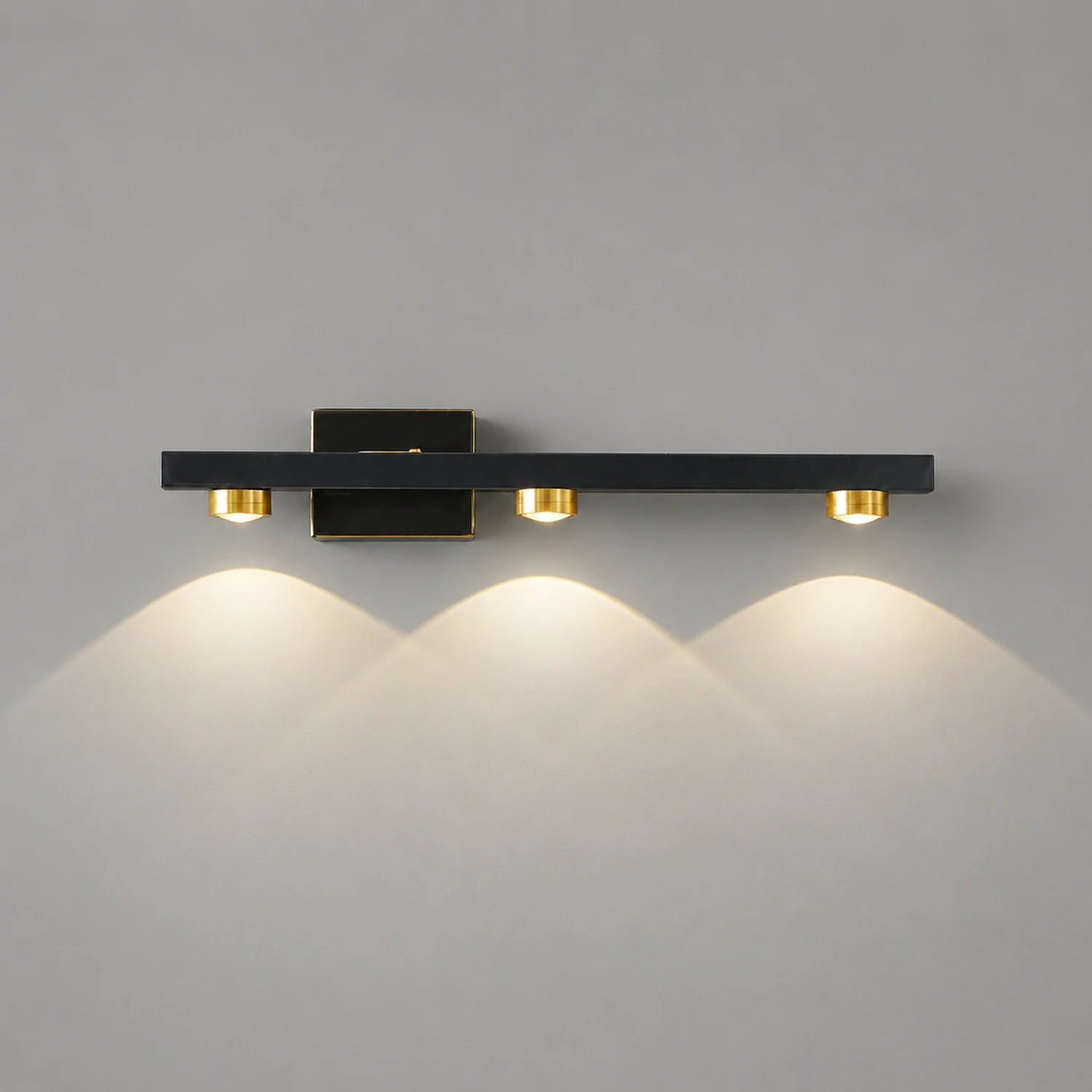 Freja Wandlampe Spiegelfront 2 Farbe & Stil, 2/3/4/6/8 Kopf - Lumpaz