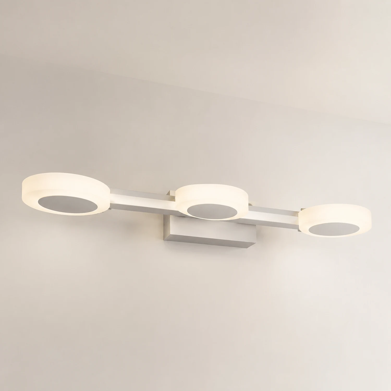 Leigh Spiegelfront Waschtisch-Wandleuchte, L 30/50/70CM - Lumpaz