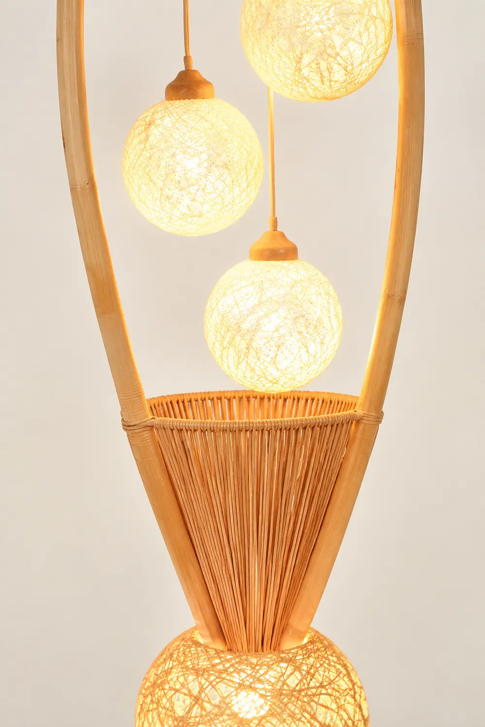 Muto Fisch Korb Stehleuchte, Holz & Bambus, 4-flammig, 140CM Lang - Lumpaz