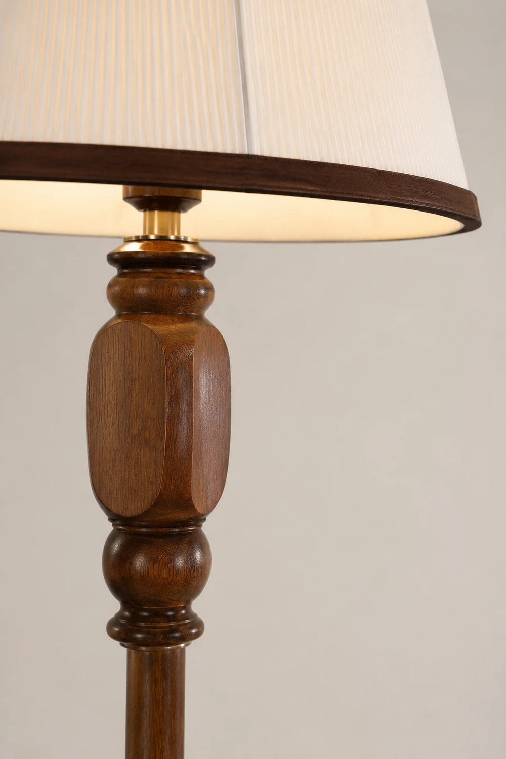 Eryn Braune Stehleuchte, Metall&Stoff, 2 Stile, 163CM Lang - Lumpaz