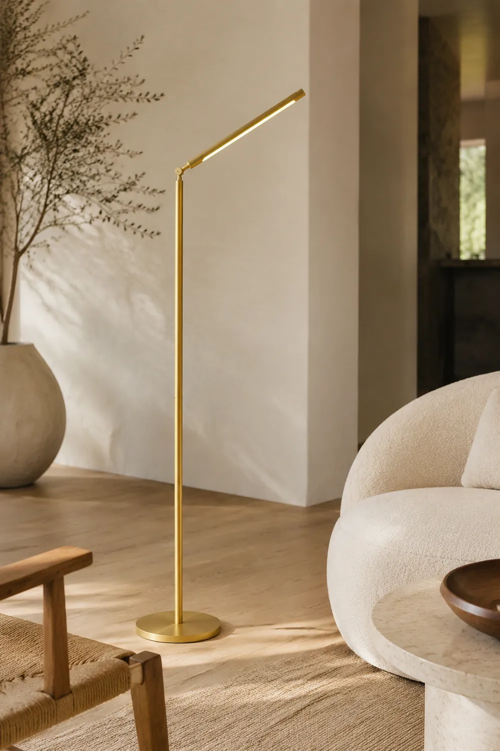 Edge Lineare Verstellbare Stehleuchte, Messing 119CM Lang - Lumpaz