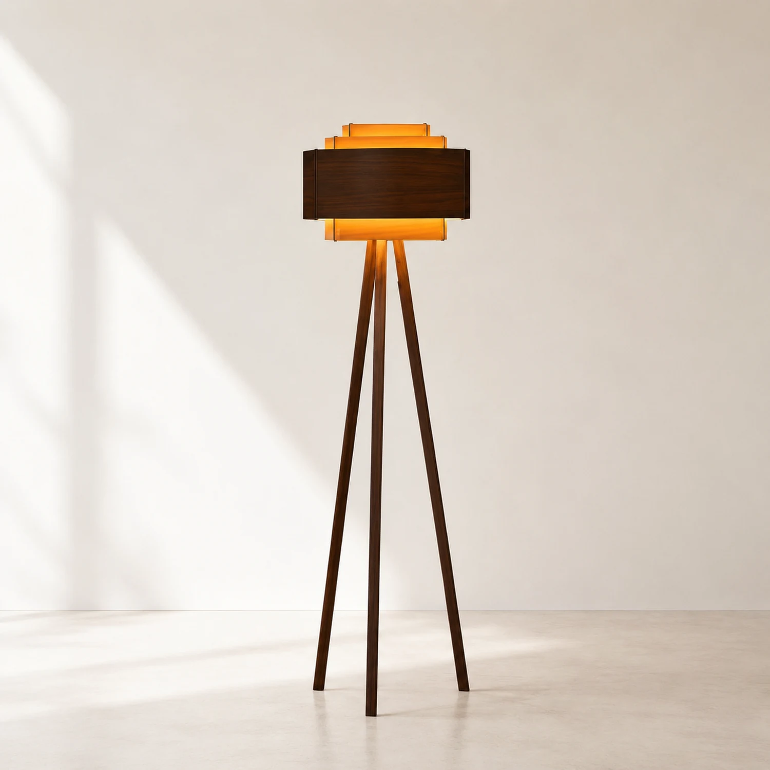 Ozawa Moderne Braune Stativ-Stehleuchte, Holz, 157CM Lang - Lumpaz